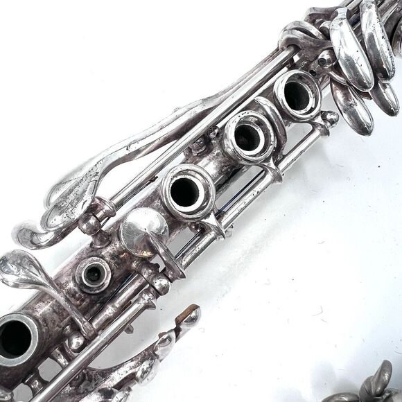 Antique Circa 1940s Cundy-Bettoney Three Star Metal Clarinet With Case - Picture 4 of 16